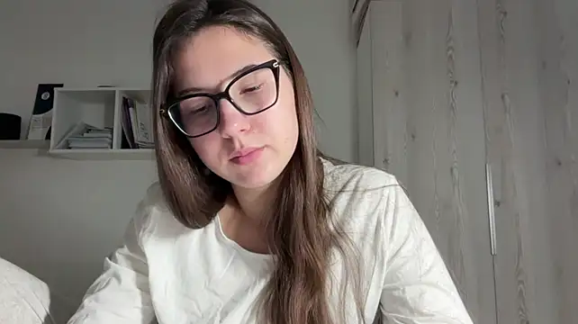 rubymoonv's Webcam Show