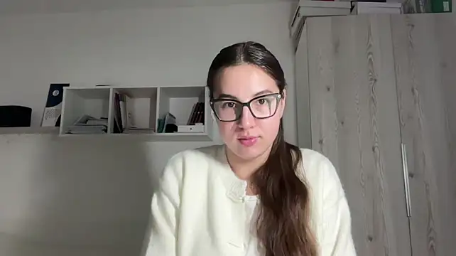 Show modela rubymoonv na web-kameri