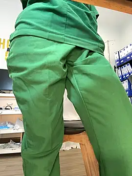 Phòng Chat Trực Tiếp secretly_masturbating