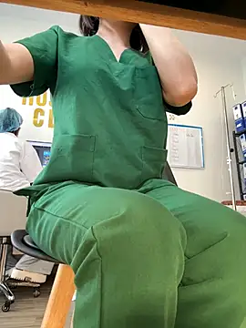Show de secretly_masturbating na webcam