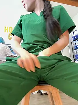 secretly_masturbating ওয়েবক্যাম শো