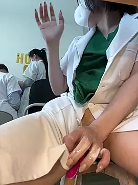Webkamerová show secretly_masturbating