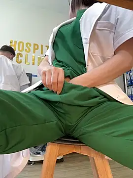 secretly_masturbating Adlı Modelin Web Kamerası Şovu
