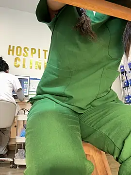 secretly_masturbating Show Webcam