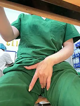 secretly_masturbating 网络视讯表演
