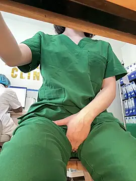 secretly_masturbating's Webcam Show