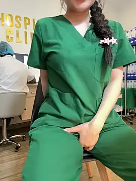 Pokazy przed kamerką – secretly_masturbating