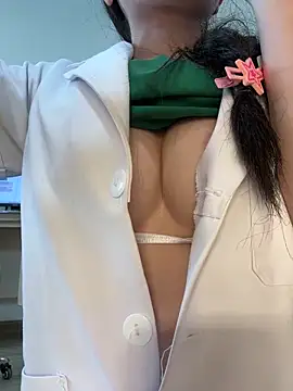 secretly_masturbating Show Webcam