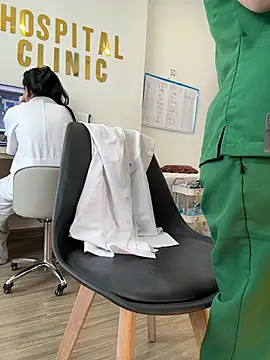 secretly_masturbating: διαδικτυακό σόου στην κάμερα