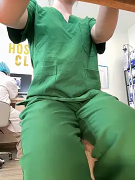 Show de secretly_masturbating na webcam