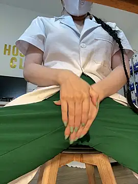 Show modela secretly_masturbating na web-kameri