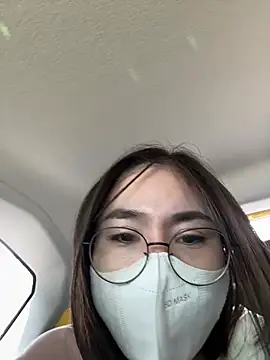 Show modela secretly_masturbating na web-kameri