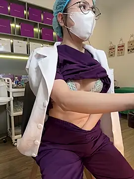 secretly_masturbating Show Webcam
