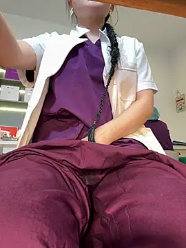 secretly_masturbating 网络视讯表演