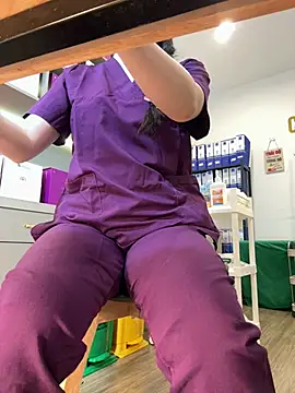 secretly_masturbating webcam show