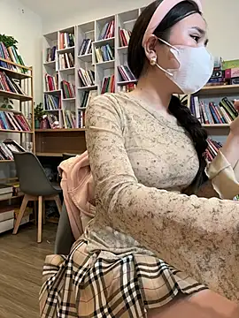 secretly_masturbating webcam show