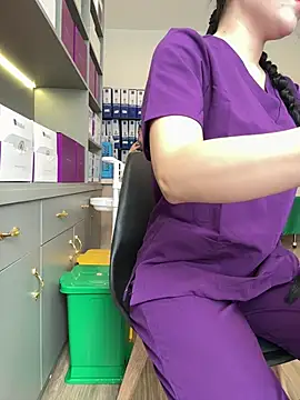secretly_masturbating Show Webcam