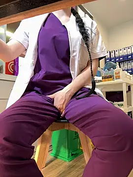 Вебкам-шоу secretly_masturbating