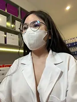 secretly_masturbating Show in webcam