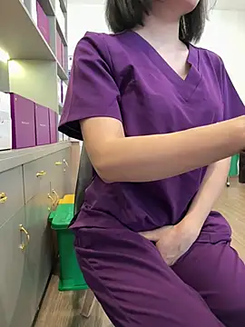 Pokazy przed kamerką – secretly_masturbating