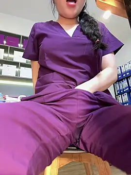secretly_masturbating ওয়েবক্যাম শো