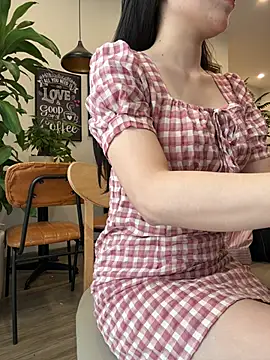 secretly_masturbating Show Webcam