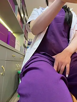 Webkamerová show secretly_masturbating