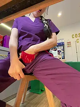secretly_masturbating Шоу с уебкамера