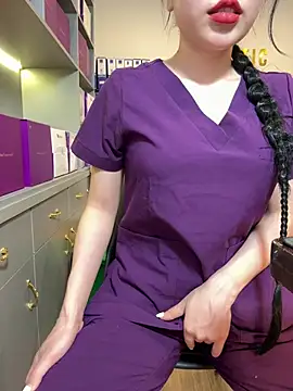 secretly_masturbating Show Webcam