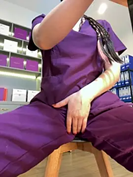 secretly_masturbating webkamerás műsora
