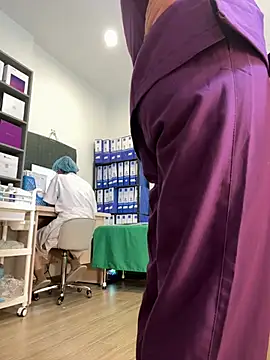 secretly_masturbating: διαδικτυακό σόου στην κάμερα