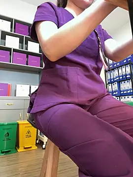 secretly_masturbating Show Webcam