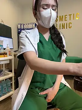 secretly_masturbating webcam show