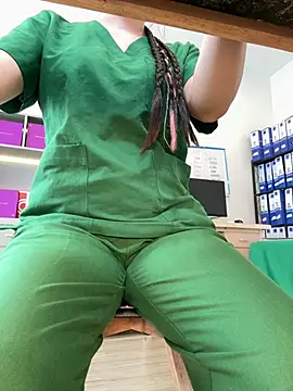 Show de secretly_masturbating na webcam