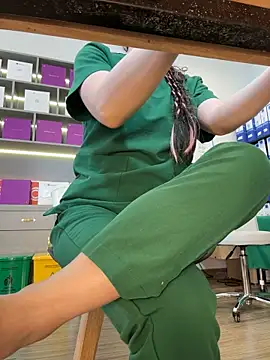 secretly_masturbating webkamerás műsora