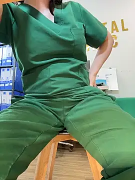 הופעת וובקאם של public_orgasm