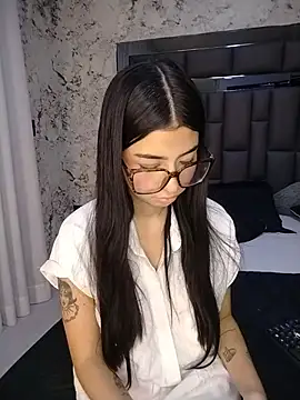 April_Addams69's Webcam Show