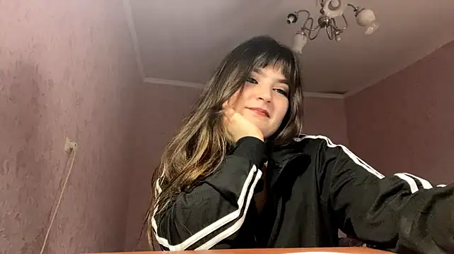 צ'אט XXX בשידור חי של ElizzaLilla