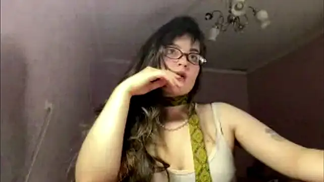 הופעת וובקאם של ElizzaLilla