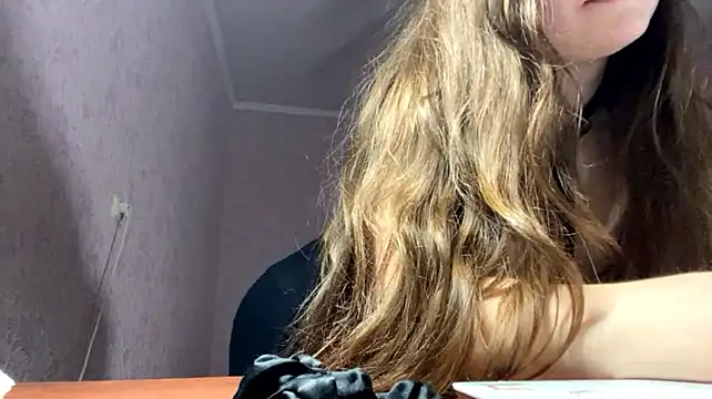 Show de ElizzaLilla na webcam
