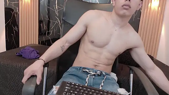 Turjan_Sultan Webcam-Show