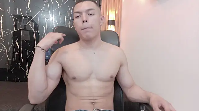 Show modela Turjan_Sultan na web-kameri