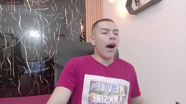 Turjan_Sultan webcam show
