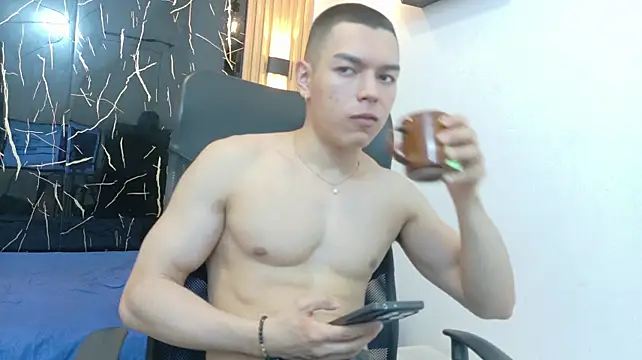 Webkamerová show Turjan_Sultan