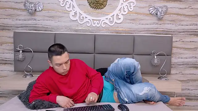 Turjan_Sultan webcam show