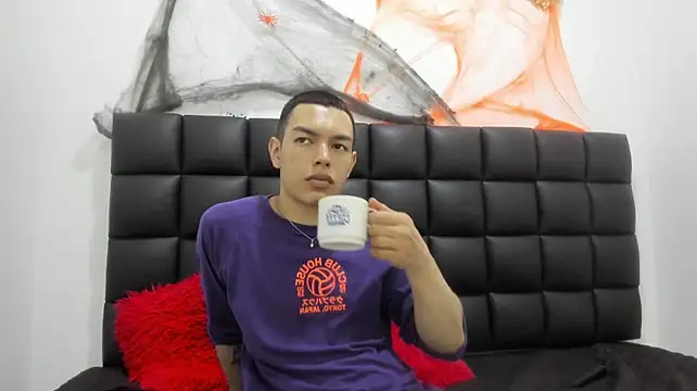 Turjan_Sultan's Webcam Show