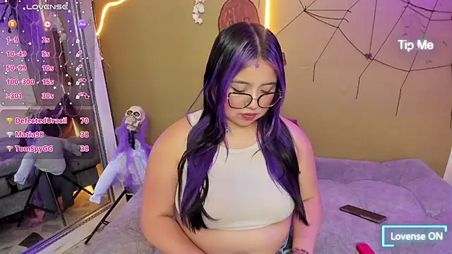 Živý XXX chat raiven_purplegp