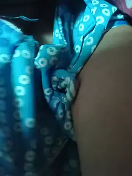 stepsister_kriti's Webcam Show