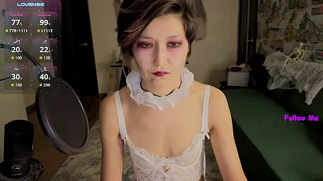 Pokazy przed kamerką – Leyla13Stoone