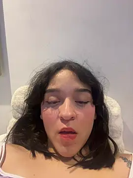 aleja__luxn Webbikameraesitys